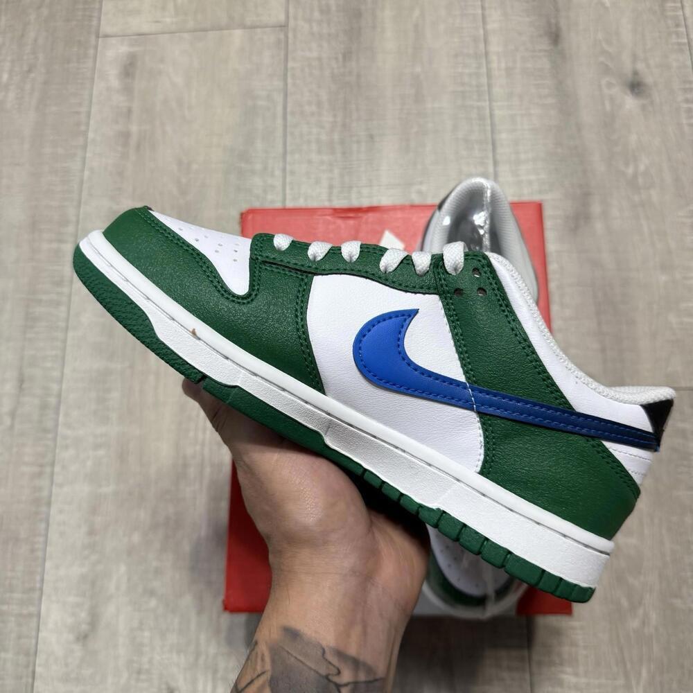 Nike Dunk Low GS Malachite Green FZ4357 300 Size 5 Y / 6.5 Women - Picture 2 of 8